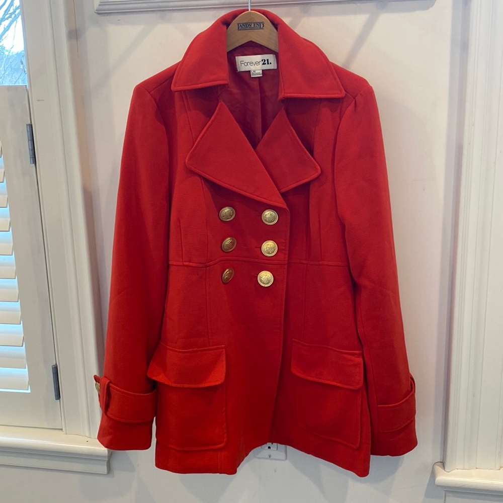 Forever 21 Poppy Red Military Style Jacket w Gold Buttons. Size L.